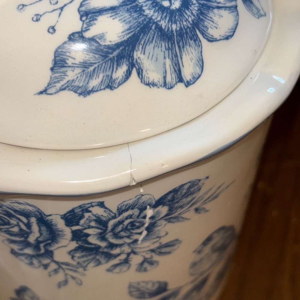 Vintage Inspired Floral Canister - Picture 3 of 4